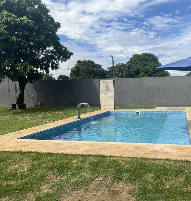 piscina para alugar final de semana com aquecedor solar
